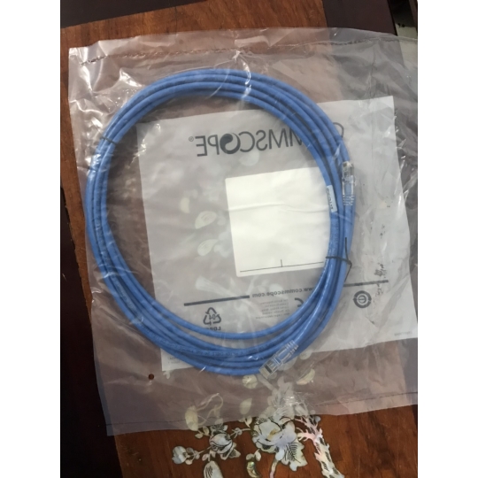 Cáp nhảy-Patch cord COMMSCOPE CAT6 UTP 3 mét